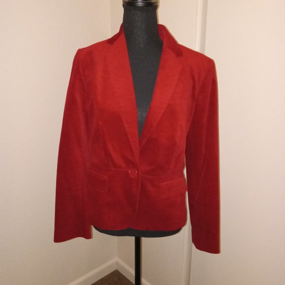 Talbots velvety deep Rose Red two-piece pant suit - Picture 5 of 10